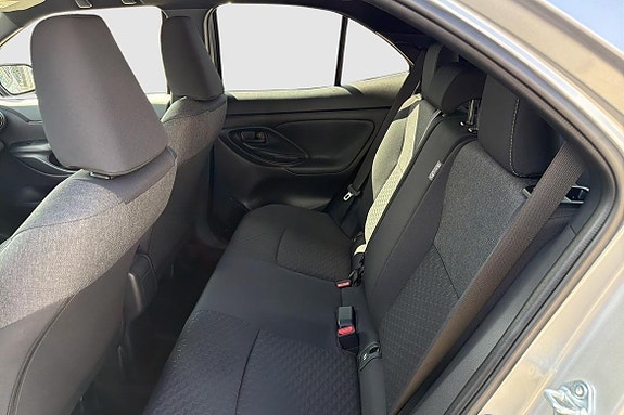 Toyota Yaris Cross 9 of 16