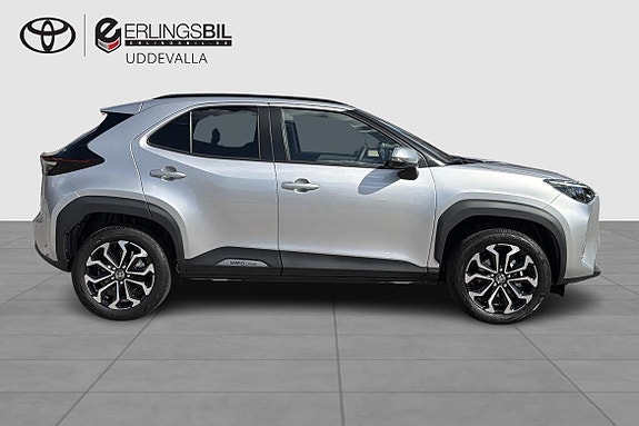 Toyota Yaris Cross 14 of 16