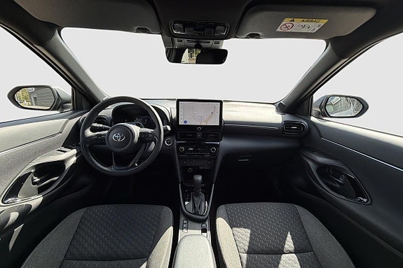 Toyota Yaris Cross 10 of 16