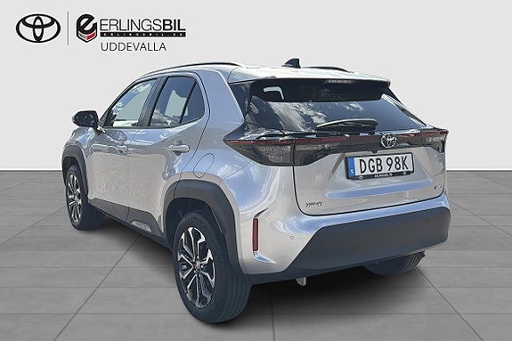 Toyota Yaris Cross 3 of 16