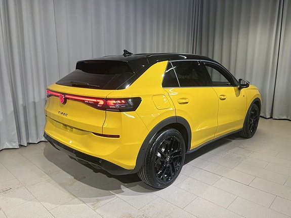 Volkswagen T-Roc 5 of 21
