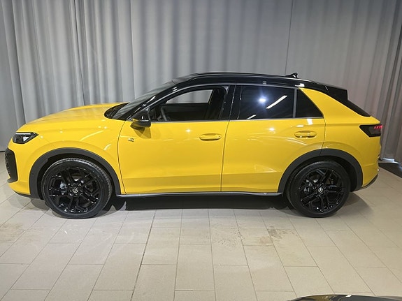 Volkswagen T-Roc 4 of 21
