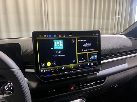 Volkswagen T-Roc 20 of 21