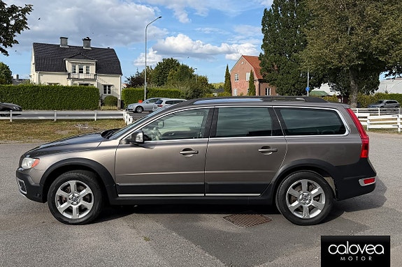 Volvo XC70 8 of 12