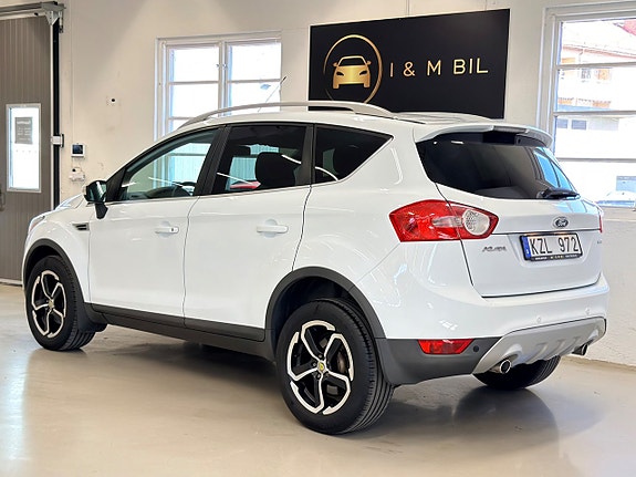 Ford Kuga 2 of 17