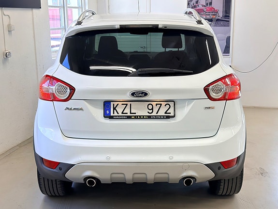 Ford Kuga 8 of 17