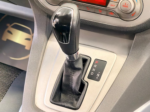Ford Kuga 14 of 17