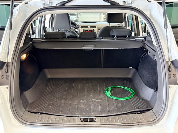 Ford Kuga 11 of 17