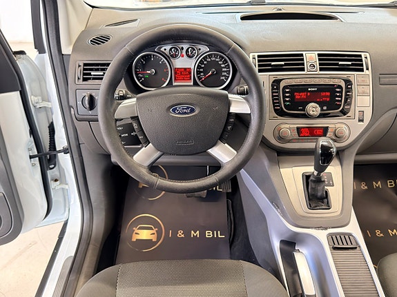Ford Kuga 12 of 17