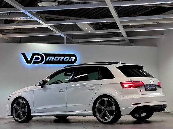 Audi S3 4 of 29