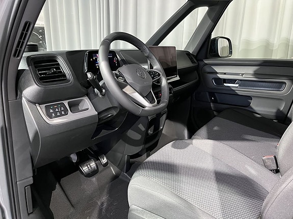 Volkswagen ID. Buzz 10 of 15