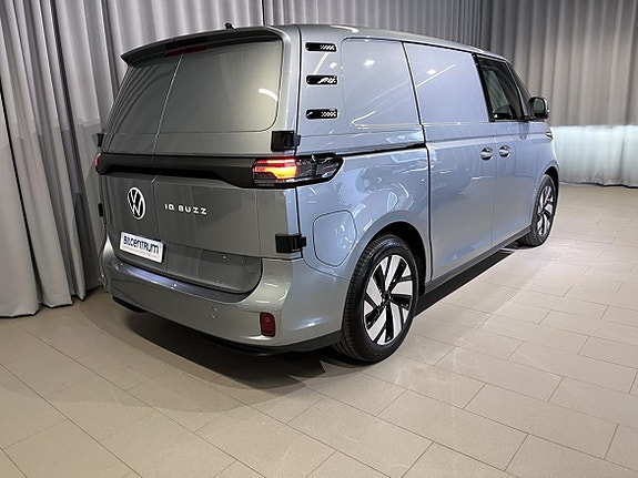 Volkswagen ID. Buzz 5 of 15