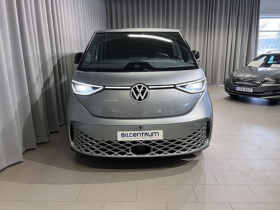 Volkswagen ID. Buzz 2 of 15