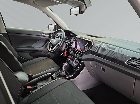 Volkswagen T-Cross 6 of 9
