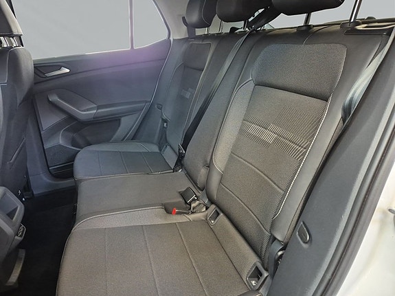 Volkswagen T-Cross 8 of 9