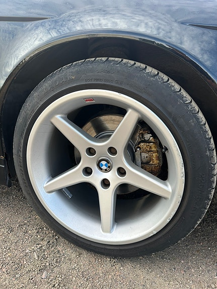 BMW 525i 9 of 13