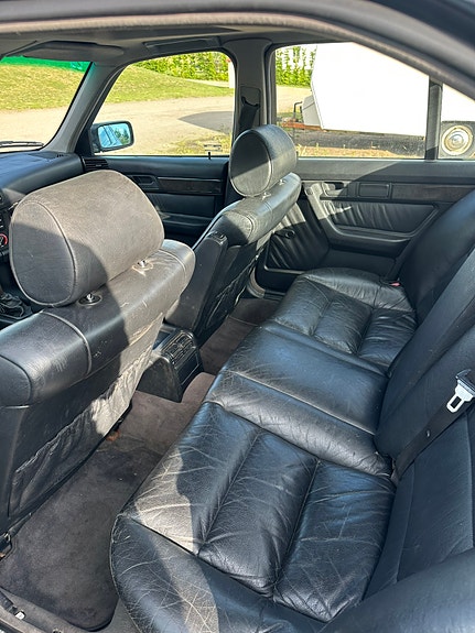 BMW 525i 4 of 13