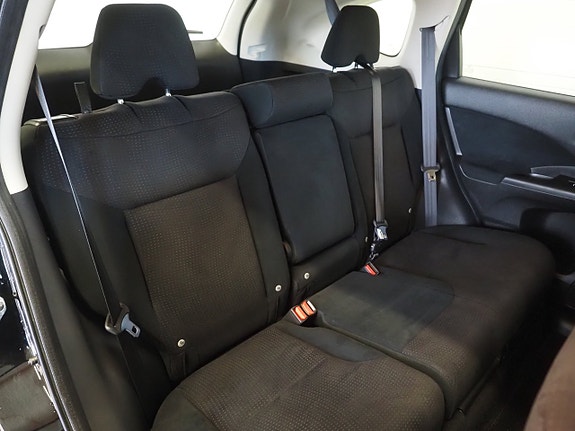 Honda CR-V 16 of 18