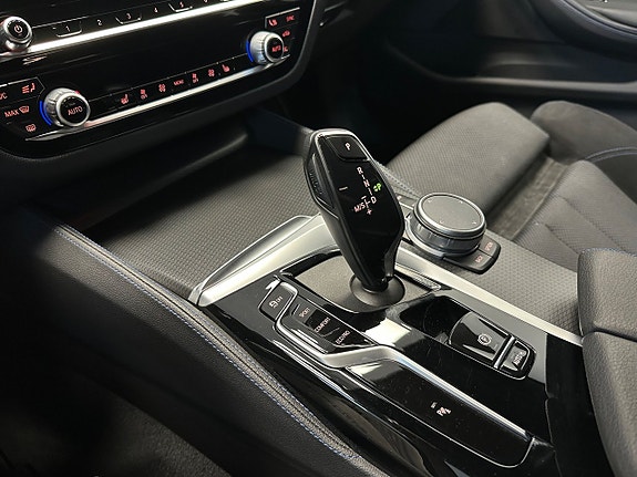 BMW 520d 24 of 30