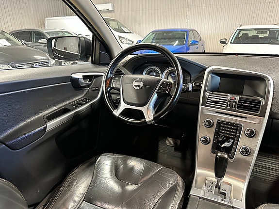 Volvo XC60 26 of 30