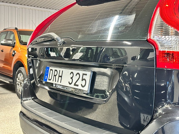 Volvo XC60 11 of 30