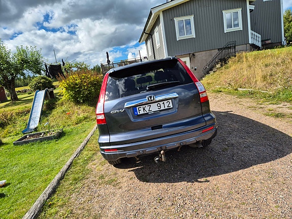 Honda CR-V 4 of 9