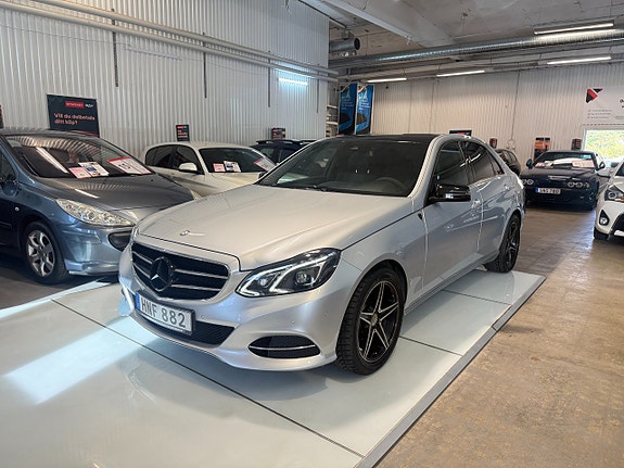 Mercedes-Benz E220 4 of 17