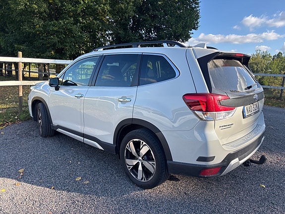 Subaru Forester 2 of 7