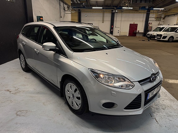Ford Focus 2 of 23