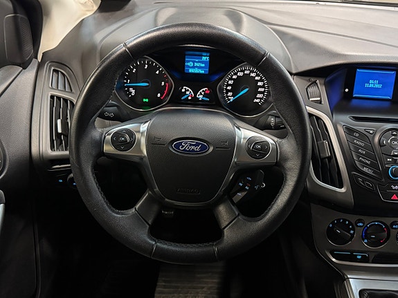 Ford Focus 15 of 23