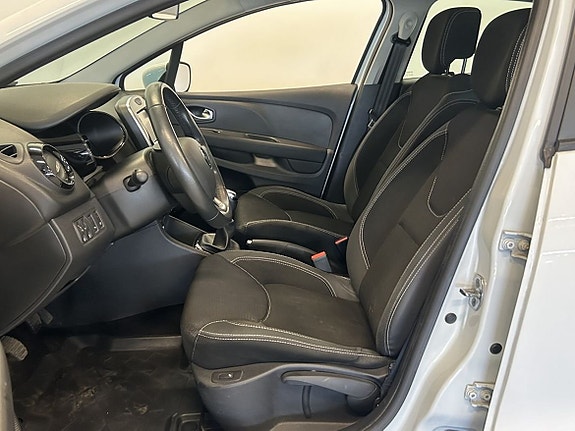 Renault Clio 7 of 16