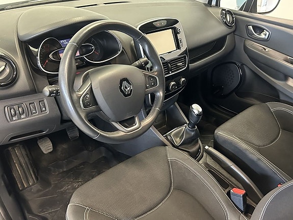 Renault Clio 16 of 16