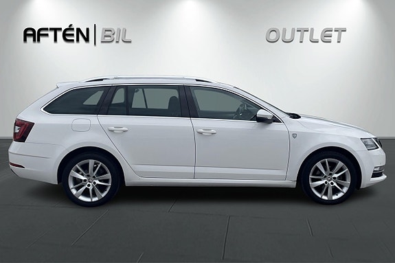 Skoda Octavia 6 of 29