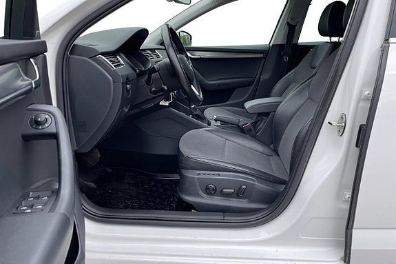 Skoda Octavia 16 of 29