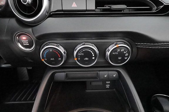 Mazda MX-5 28 of 30