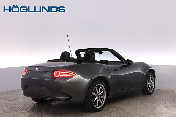 Mazda MX-5 12 of 30