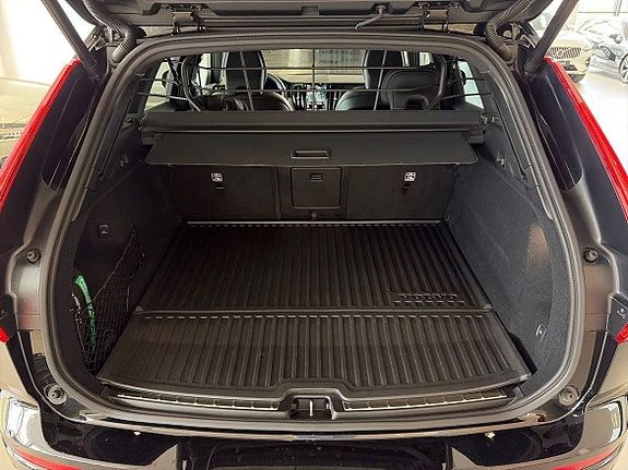 Volvo XC60 17 of 20