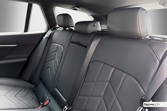 BMW 530e 19 of 30
