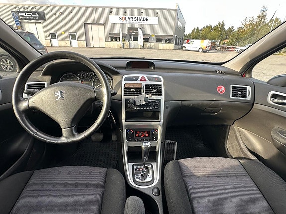 Peugeot 307 SW 10 of 10
