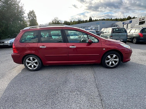 Peugeot 307 SW 5 of 10