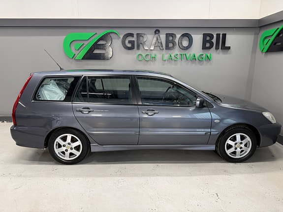 Mitsubishi Lancer 6 of 19