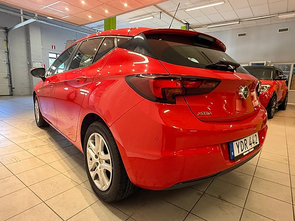 Opel Astra 6 of 12