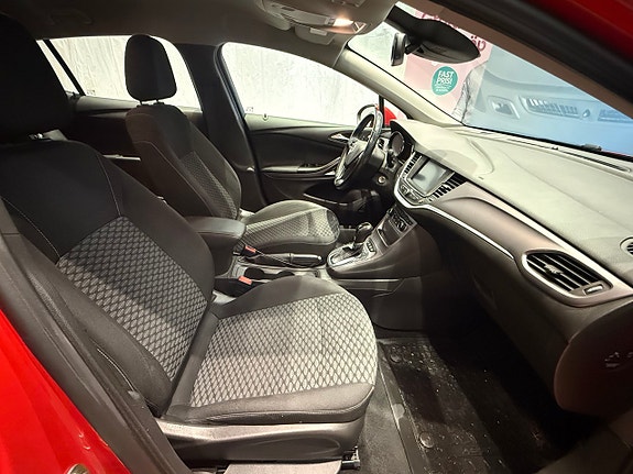 Opel Astra 10 of 12