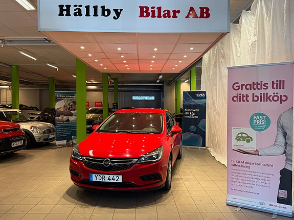 Opel Astra 2 of 12