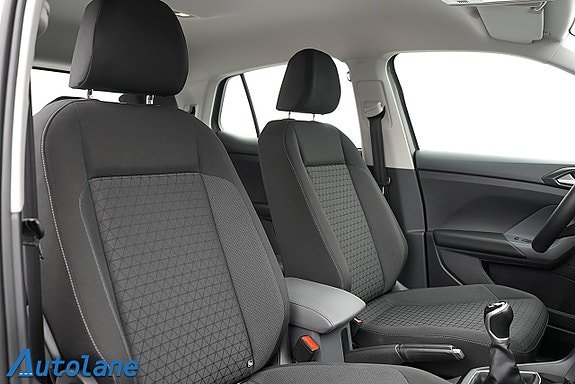 Volkswagen T-Cross 22 of 30