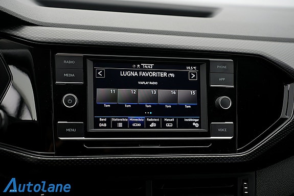 Volkswagen T-Cross 26 of 30
