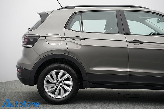 Volkswagen T-Cross 17 of 30