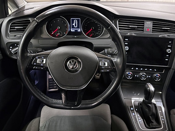 Volkswagen Golf Alltrack 8 of 20