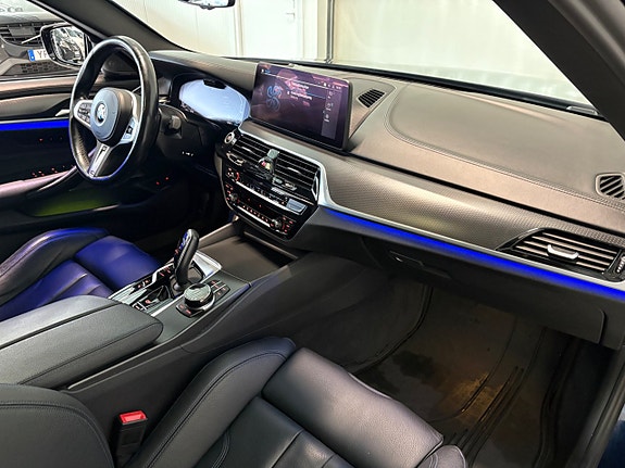 BMW 530e 15 of 28
