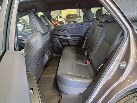 Subaru E-Outback 12 of 13